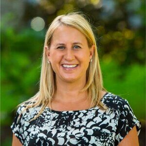 Meet your Posher, Stacy